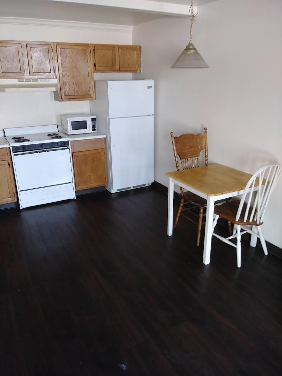 Town And Country Manor 1